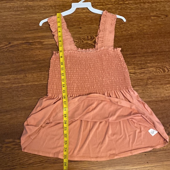 NWT Pink Desert Ruffled Strap Smocked Flowy Tank Top - Picture 11 of 13